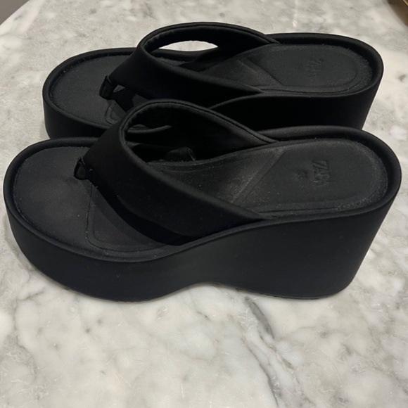 37.5 - Picture 3 of 3